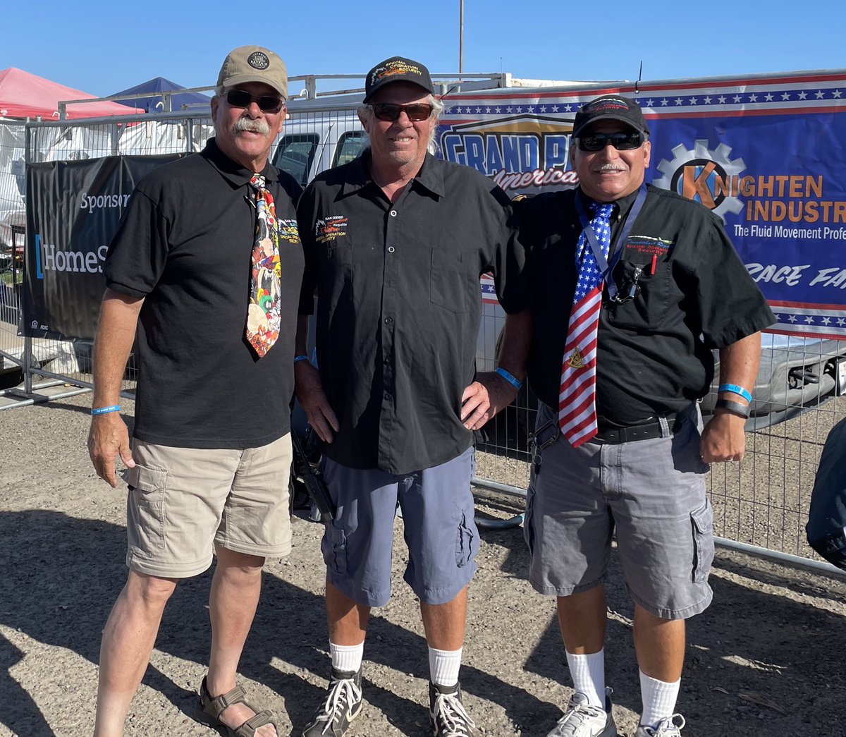 SD_Bayfair's tweet photo. Thank you to the 100+ volunteers who helped make this weekend OUTSTANDNG! #SanDiego #Bayfair wouldnโt happen without our volunteers. โ๐ผ๐๐ดโ๏ธ๐ค๐จ https://t.co/jBwgUnNm0J