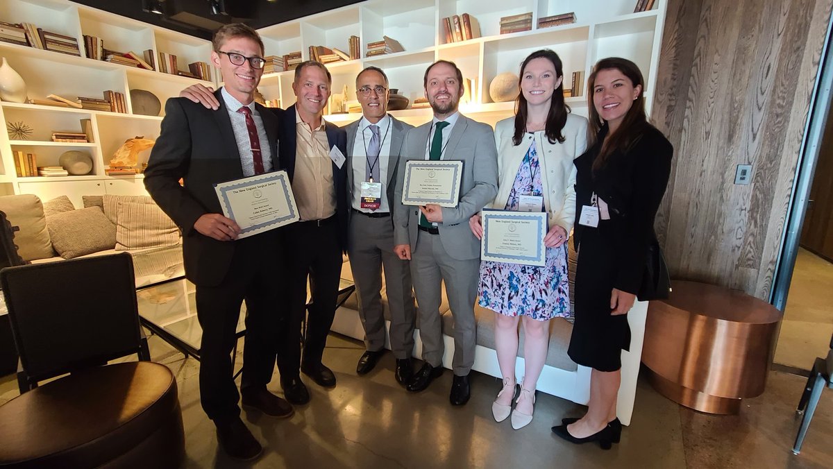 Congrats to @VanessaWelten, Andrei Moscalu and Cullen Roberts for winning the New England Surgical Society awards!  Incredible performance by our division research teams and their mentors Dr. Goldberg and <a href="/egsheu/">Eric Sheu</a>. <a href="/BWHSurgMetab/">Laboratory for Surgical and Metabolic Research</a> <a href="/BostonColonJG/">Joel Goldberg, MD, MPH</a> <a href="/RonaldBledayMD/">Ronald Bleday MD</a> <a href="/NelyaMel/">Nelya Melnitchouk MD 🇺🇦🌻🇺🇦🌻</a> @DrJamesYoo