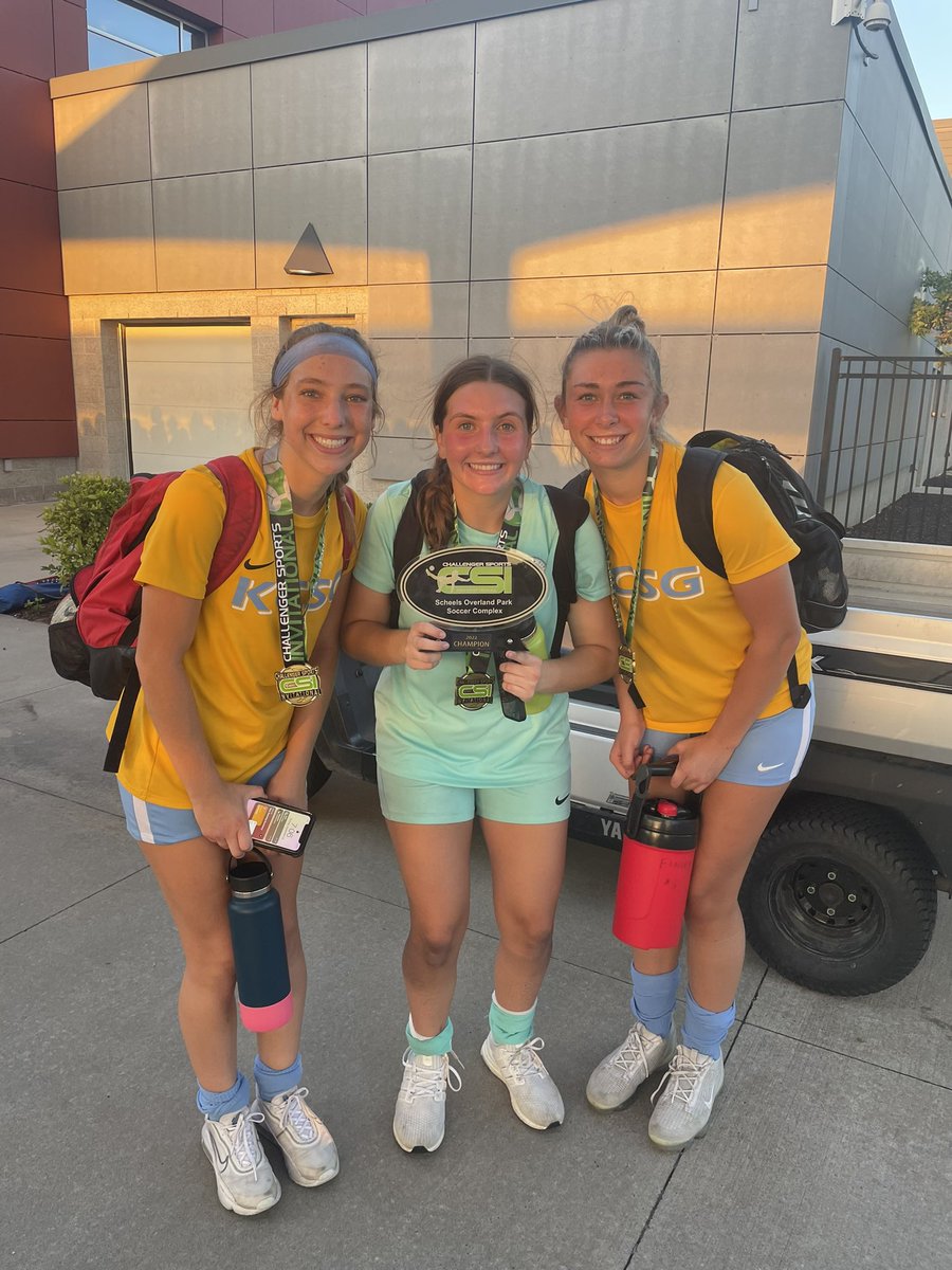 I 👀 some Ravens soccer ladies with a Championship win this weekend at the CSI tournament. Clean sheet with no goals given up all weekend.  Nice job!!!