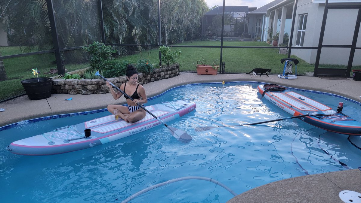 SushiiXhyvette's tweet photo. Tired of this town... heading surah stream #irocker #paddleboard https://t.co/yLDtOdZZMw