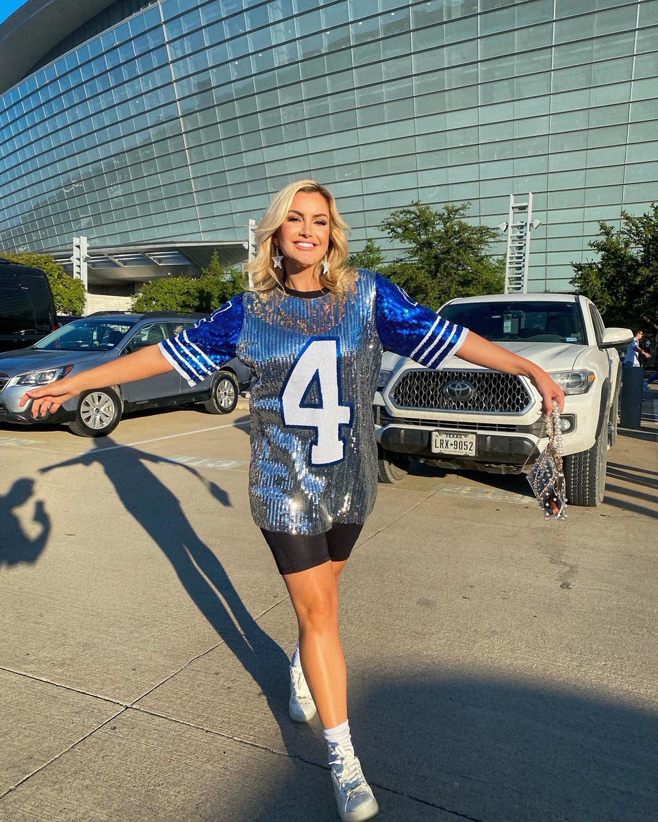 1-1 and our cowboys are SUPER BOWL BOUND!!💙💙💙 #DallasCowboys #DALvsCIN