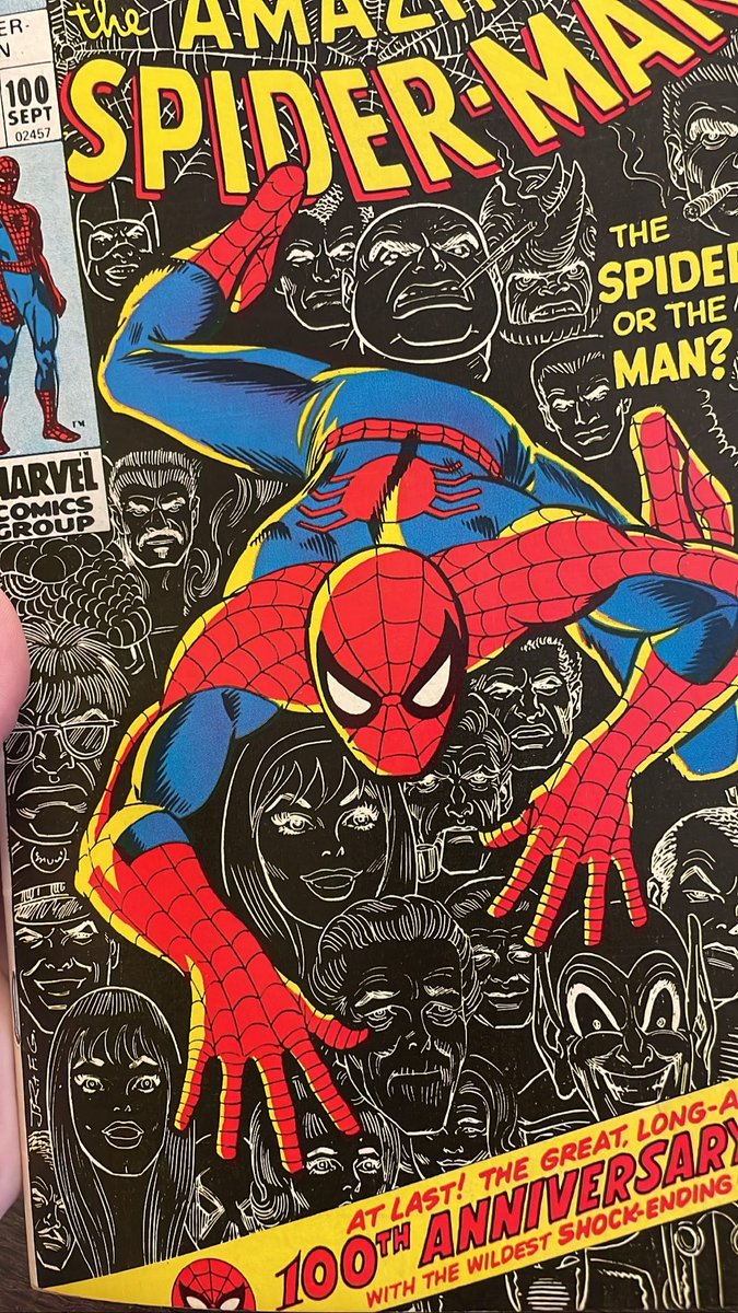 sarapezel's tweet photo. I can’t believe I own this book now! #Spiderman #ASM100 #ComicCollector #Comics @AmazingComicCon https://t.co/OqPmd7BfQx