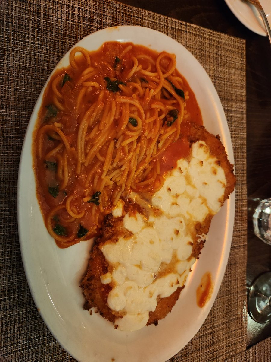 Hey <a href="/Buccigross/">BucciOT.Com</a> how about some love for Charlotte's best chicken parm? <a href="/brianhadley66/">Rev. Flo-rida</a>