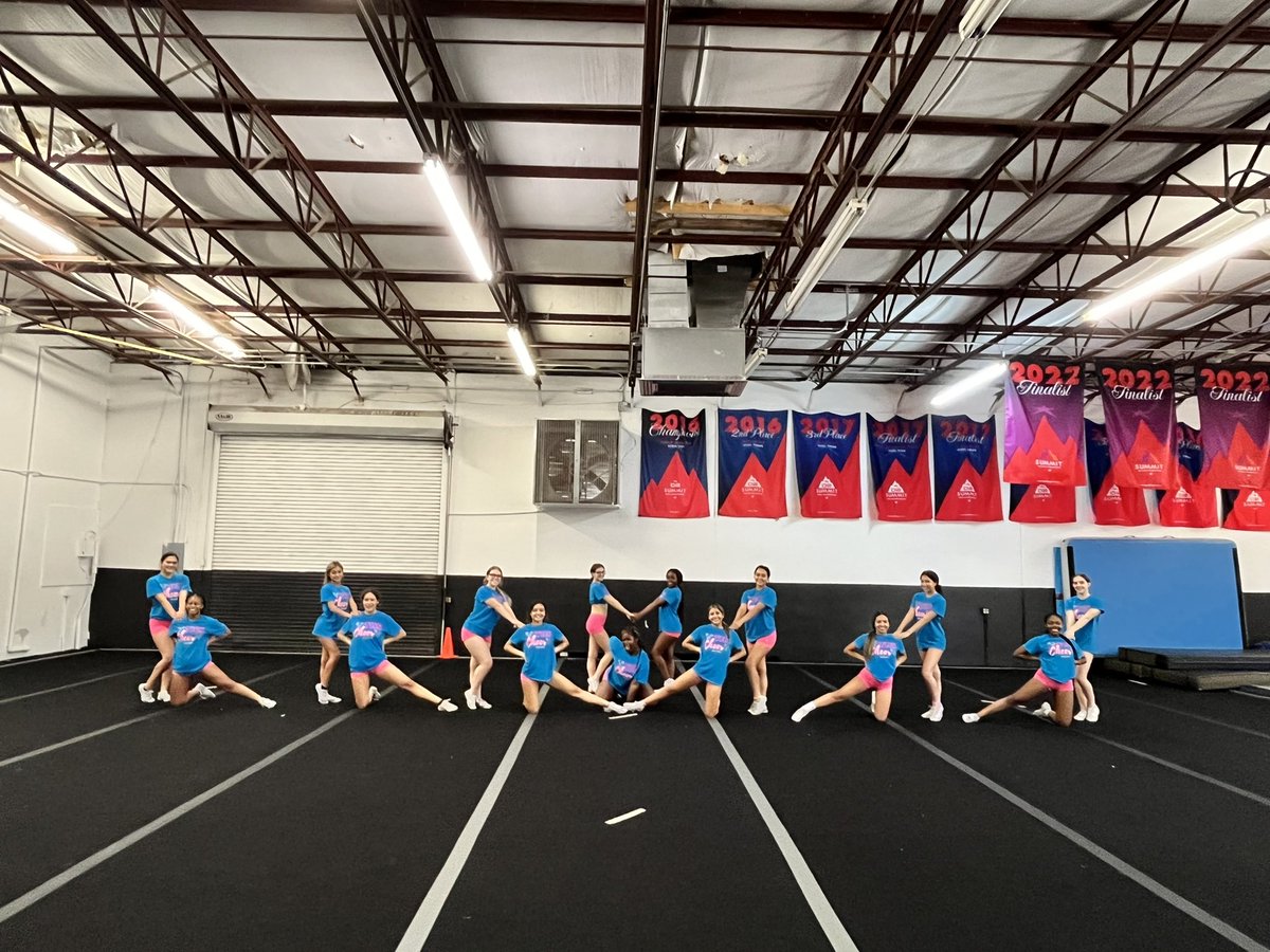 Taft Cheerleading tweet media
