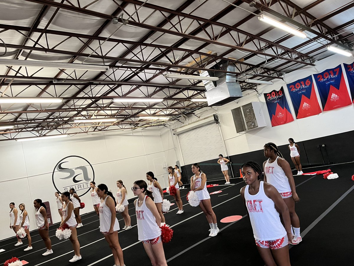 Taft Cheerleading tweet media