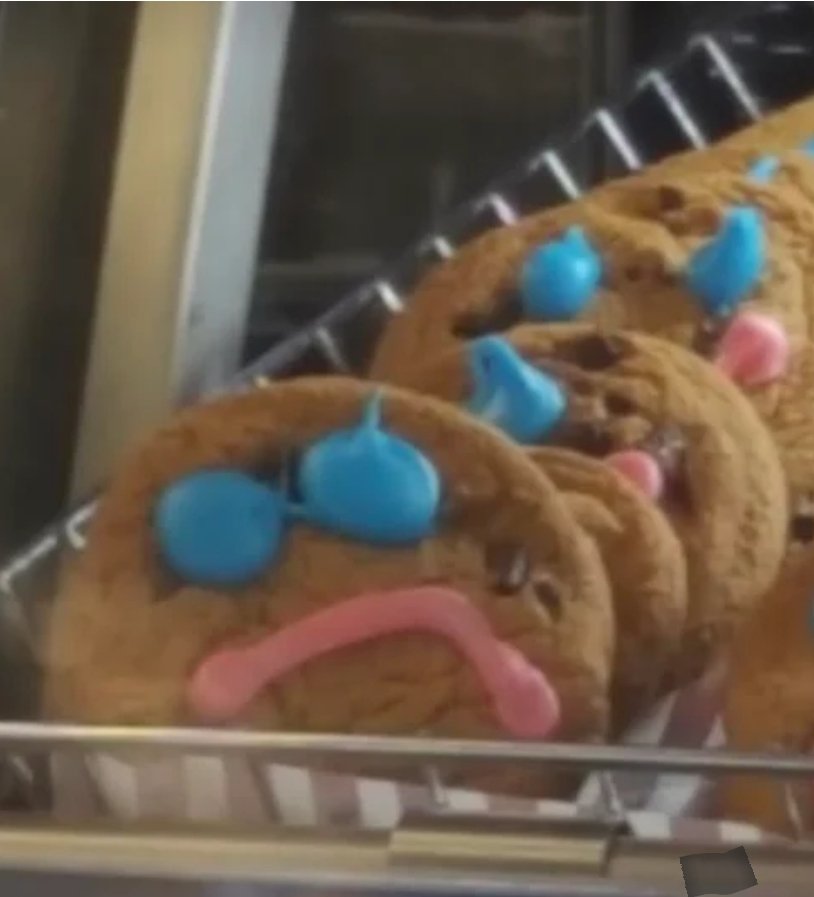 Some Tim Hortons franchises are giving customers a choice of smile cookies for kids, or frown cookies for those who cant stand Justin Trudeau.
#TimHortons
#smilecookies
#frownncookies
#TrudeauMustGo
#TrudeauHasToGo
