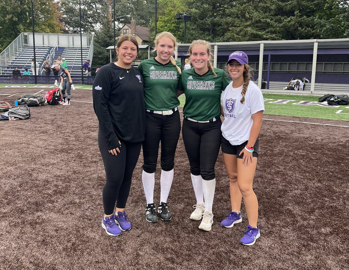 Full circle 🤩 former players coaching current players at <a href="/USTSoftball/">Follow @TommieSoftball</a>’s camp!!! 

Miss you, <a href="/raymond2021/">KK_Raymond2021</a> &amp; <a href="/cassidycarby/">cass</a>! Thanks for working with <a href="/MaddiePool2024/">Maddie Pool</a> &amp; @dani_franz2024! 💚