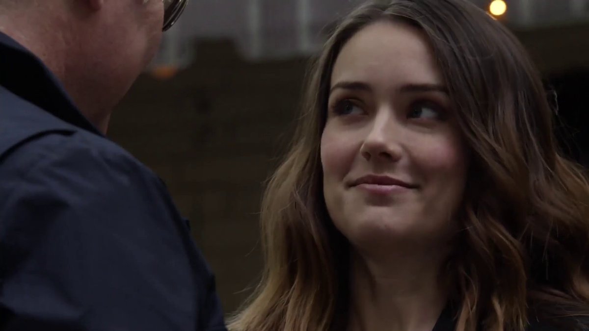 pinarsmiyy's tweet photo. She had the cutest smile ever🤍 https://t.co/QNpUSbTspZ