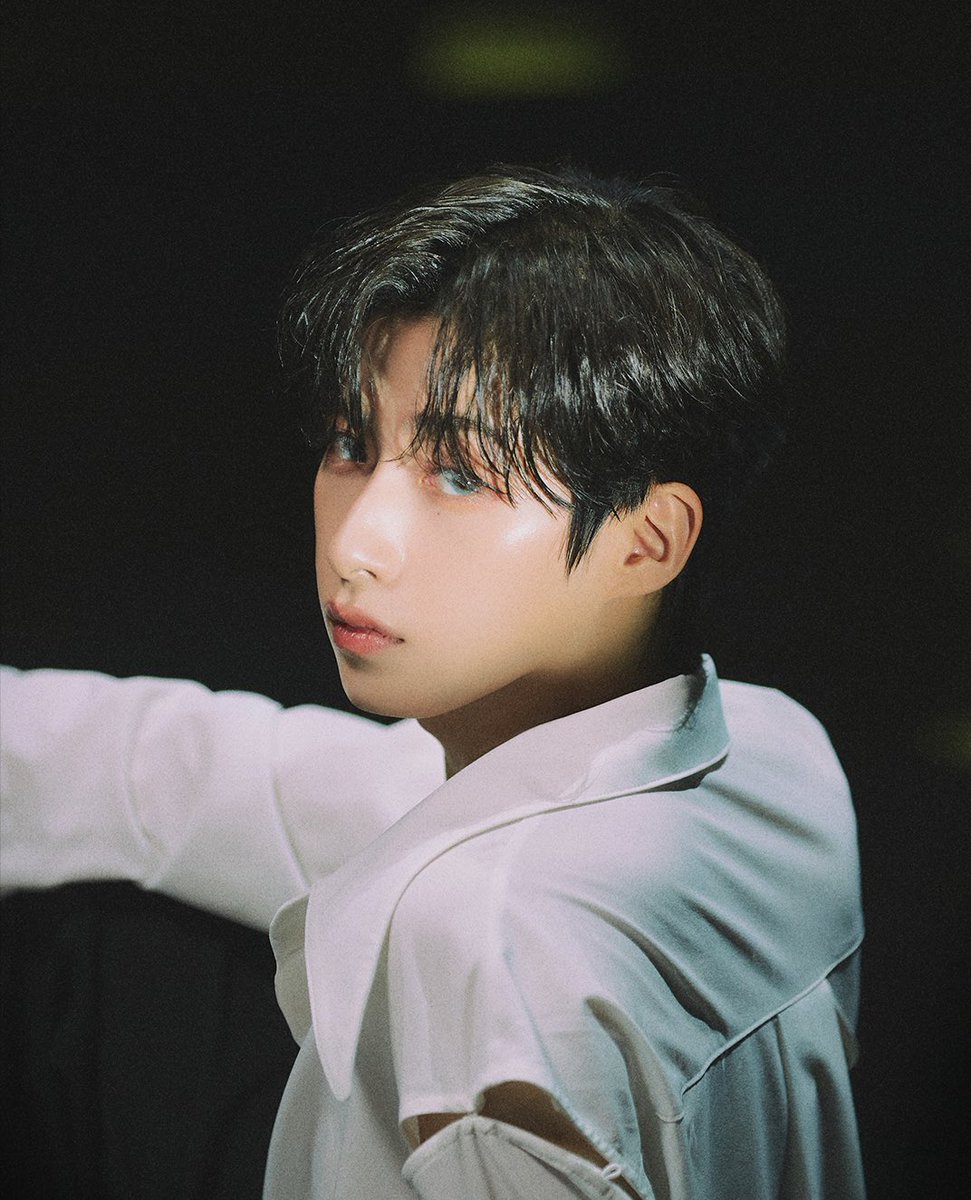 elastusfeed's tweet image. #XION #WONJUN