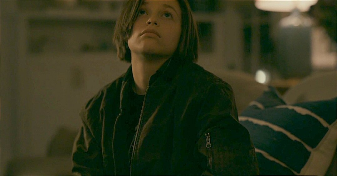 thinkermacoyle's tweet photo. my poor homeless girl #papergirls https://t.co/M4XQSmeQVI
