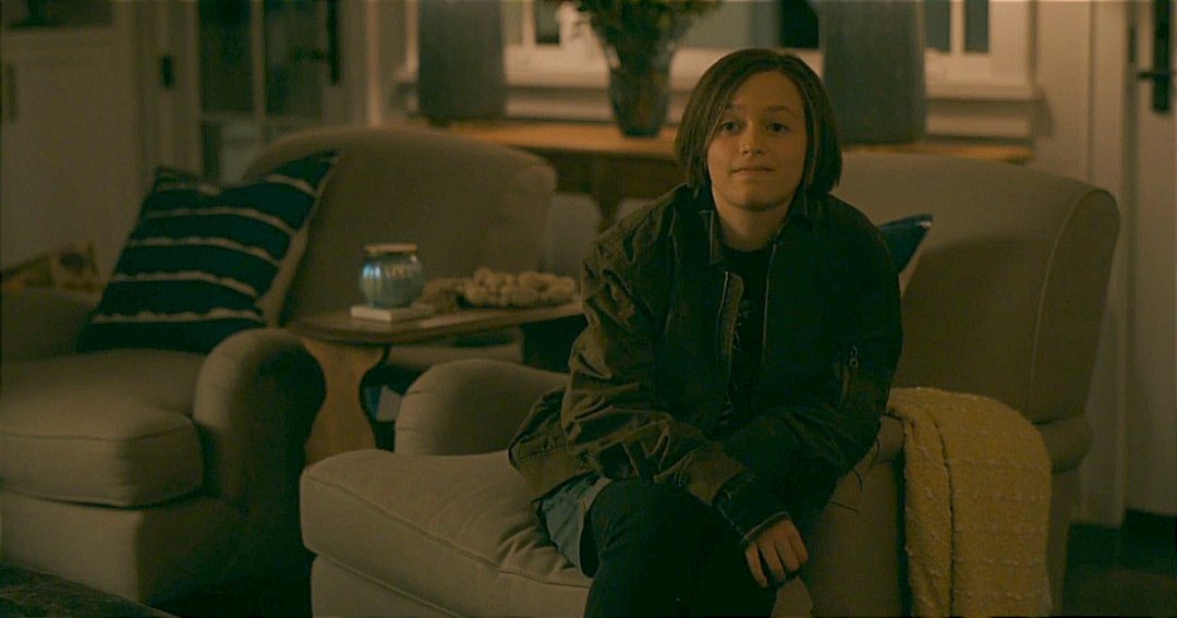 thinkermacoyle's tweet photo. my poor homeless girl #papergirls https://t.co/M4XQSmeQVI
