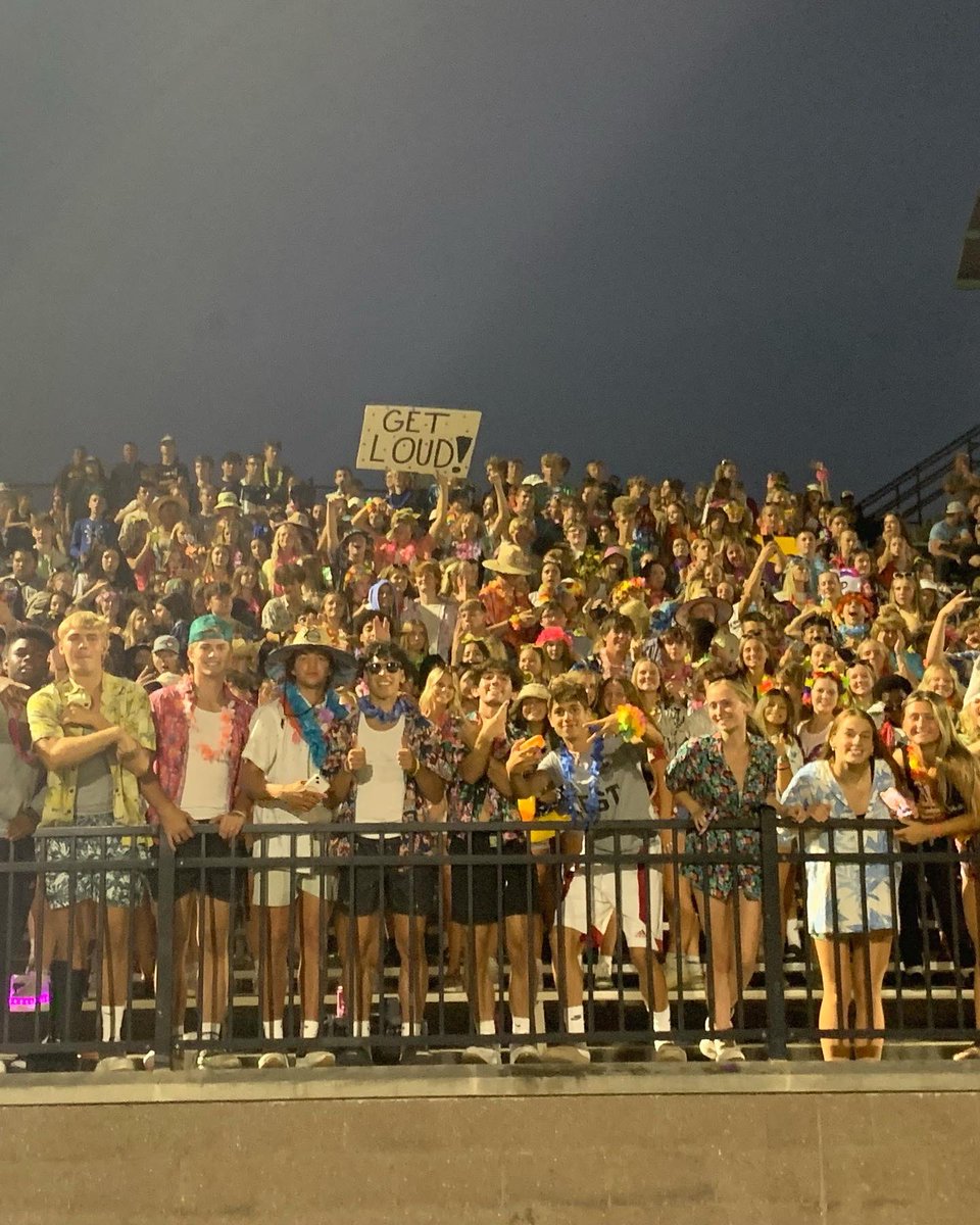 Thankful for CHIX Football, our fall student-athletes/coaching staff, the COOP, band and ZE Cheer!  #FNL #GoCHIX