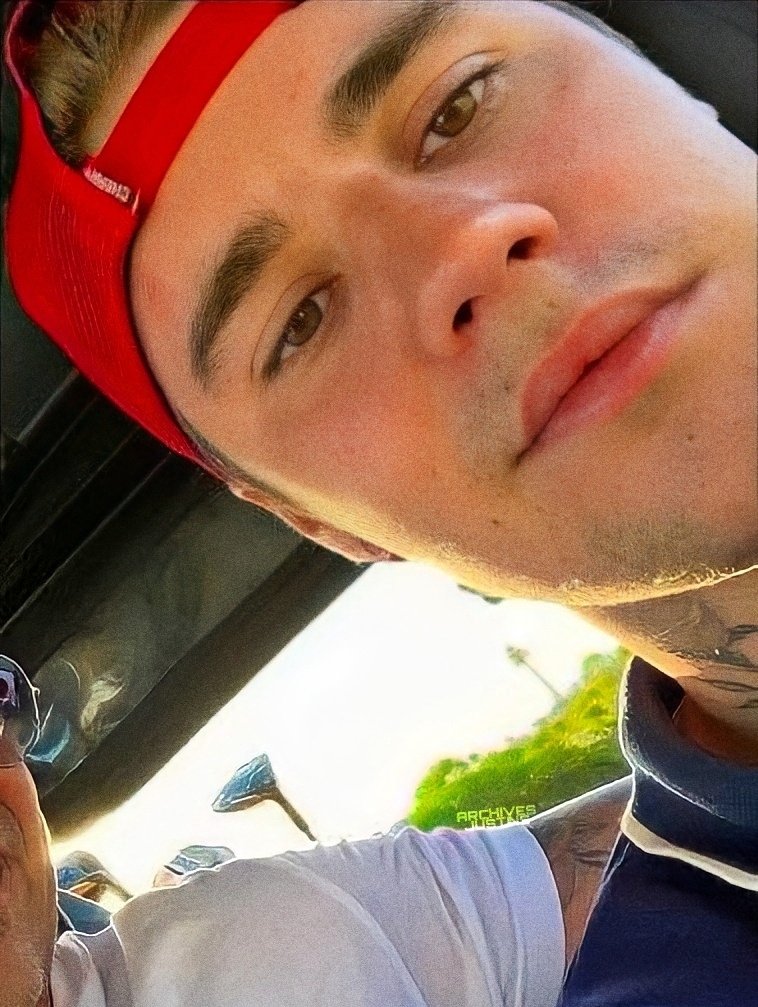 dieforyoubiebs's tweet photo. a carinha dele 😍😍😍😍 https://t.co/HMXJiuBq0a