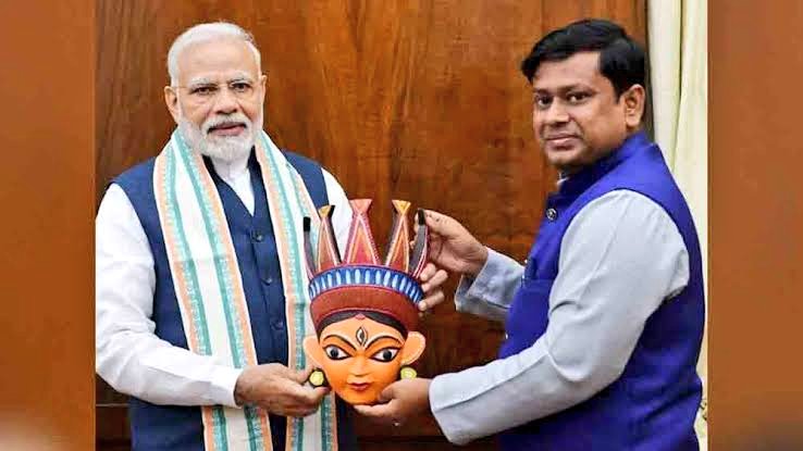 DrSukantaBJP's tweet photo. Birthday wishes to PM Shri @narendramodi ji. Under his leadership, India is reaching new heights of development and setting an example for the world. He has dedicated his whole life for the nation and people's welfare. I pray for your happy and long life. #HappyBdayModiji https://t.co/fnVxw7swLo