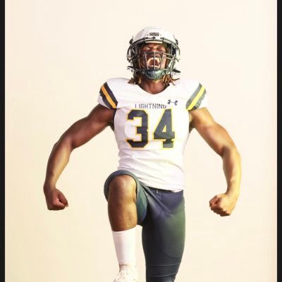coachchaney96's tweet photo. @CunninghamTyre YOU NEVER CEASE TO AMAZE ME‼️ YOUR CHANCE IS NEAR…KEEP PLAYING THE WAY YOU DO…YOUR PASSION AND INTENSITY ARE UNMATCHED! YOU ARE SPECIAL…DON’T YOU EVER FORGET THAT‼️🏈💙 https://t.co/0TWU1dgzYQ