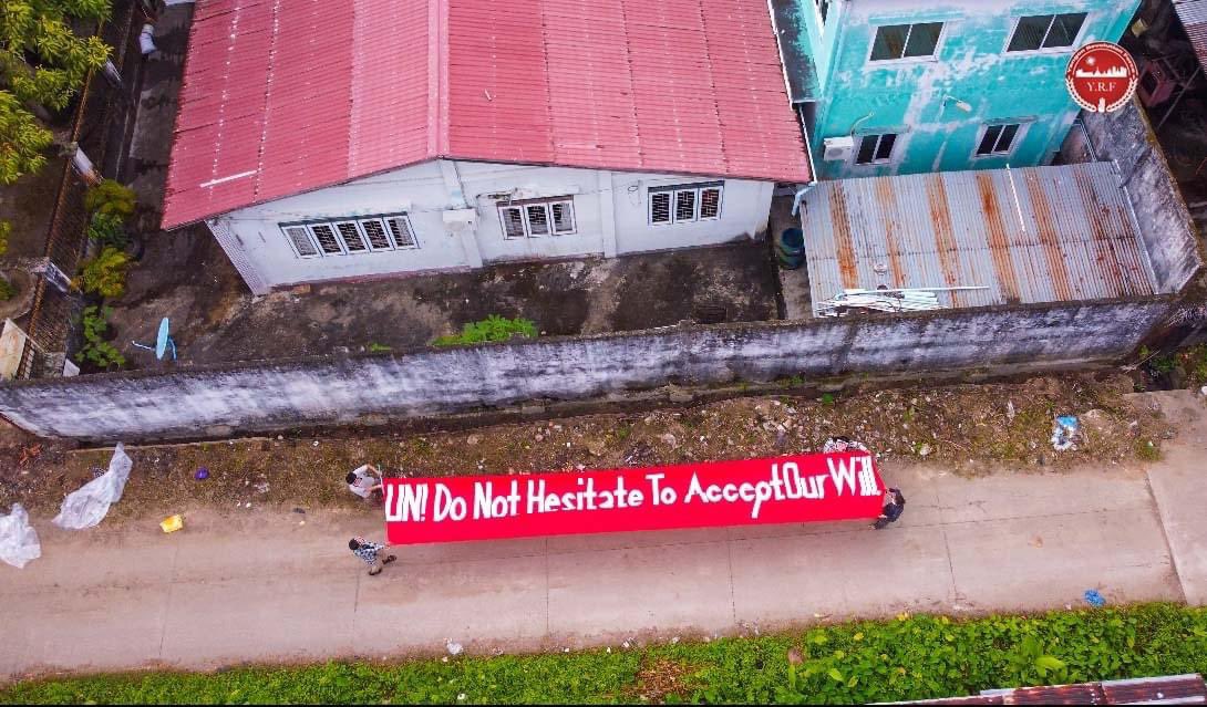 ရန်ကုန်တွင် "UN ငါတို့ရဲ့ဆန္ဒတွေကိုလက်ခံဖို့ တွေဝေမနေစမ်းနဲ့" စာသားကို ဒရုန်းဖြင့် ရိုက်ကူး ဆန္ဒပြ
Read more-> t.me/khitthitnews/5…