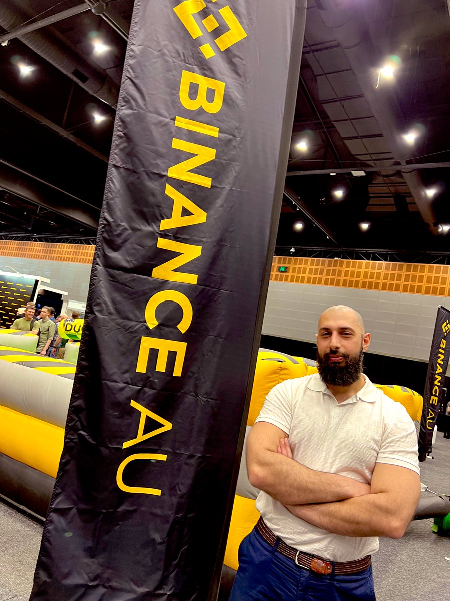 GroveToken's tweet photo. So far a successful Australian Crypto Convention. @binance making everyone work hard for prizes and of course the number 1 Australian Crypto Exchange @coinspot flying the Aussie flag. @JohnGh87 @CarloDCGT #GroveToken #CoinspotAU #BinanceAU https://t.co/A4NPgmj52I