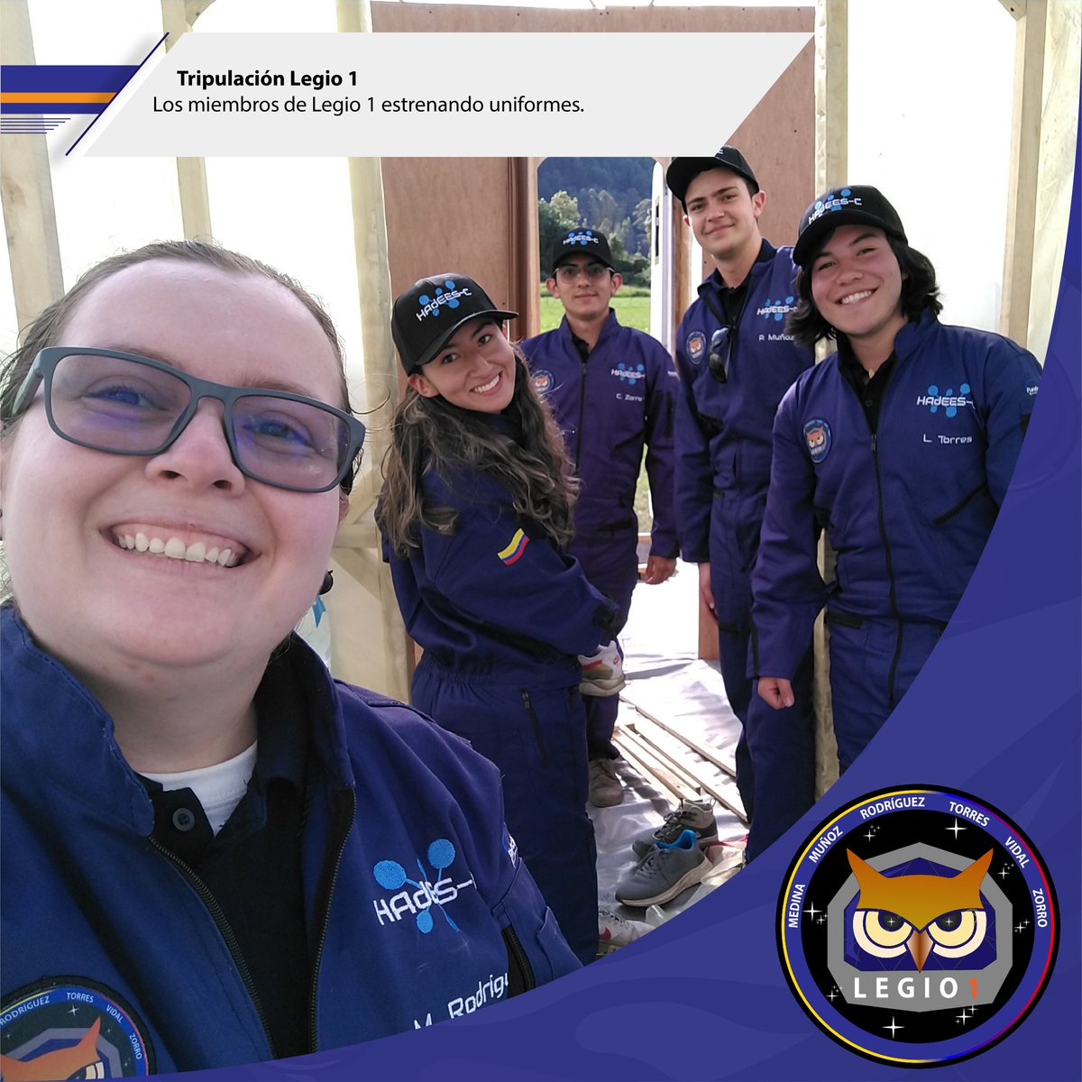 MisionLegi01's tweet photo. #Sol3 ¡Días largos que pasan volando! Y por fin a estrenar uniformes.
¿Qué tal nuestra felicidad? ¿Nos lucen los uniformes?
@FundCydonia @GIDAUN @acpccolombia @Col_ad_Astra @acdacol @Mapaz_Rodriguez https://t.co/ZZ8fMBoZpp
