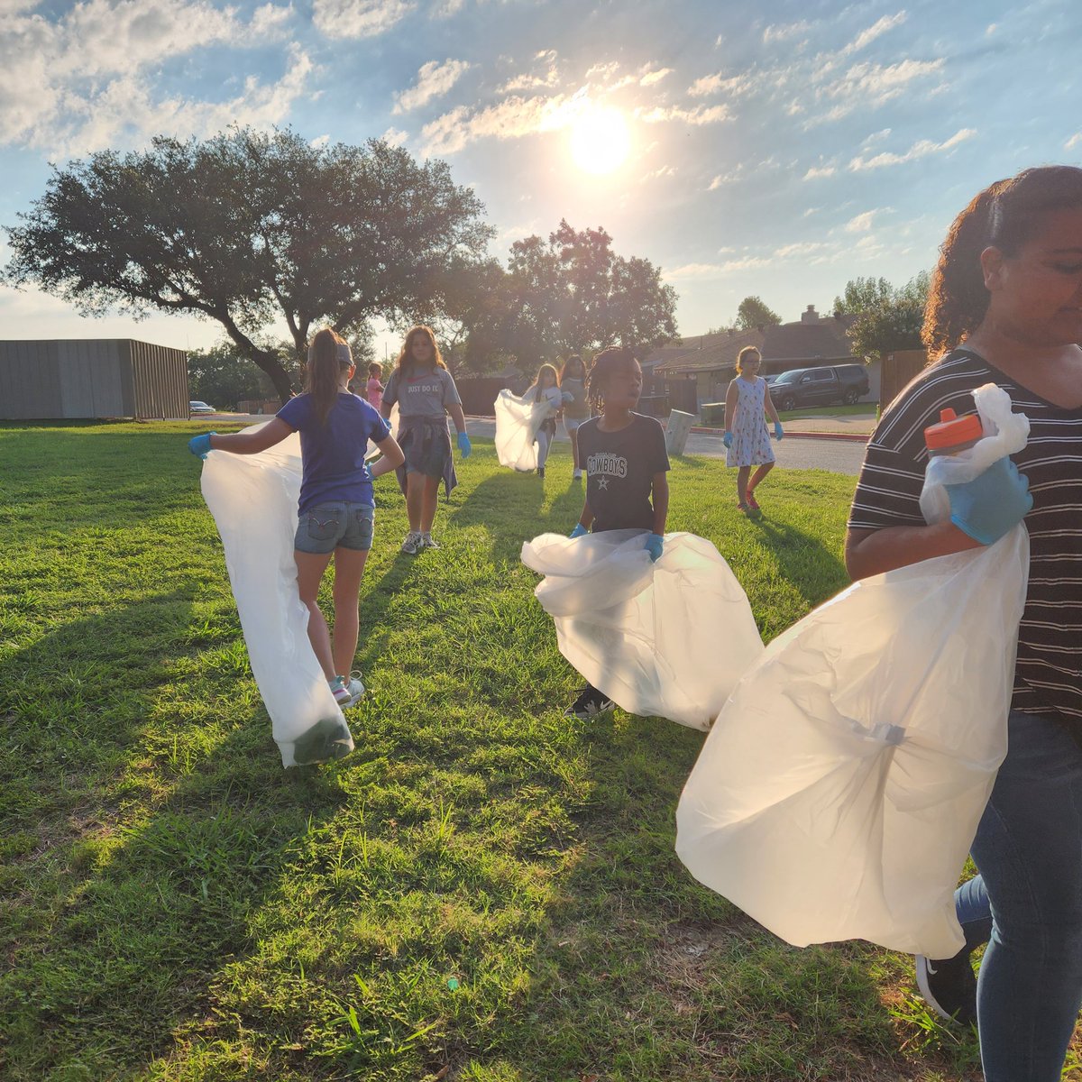 BEE-utiful day to start our Walkabout Club and end Kindness Week by picking up trash. #wearedegan