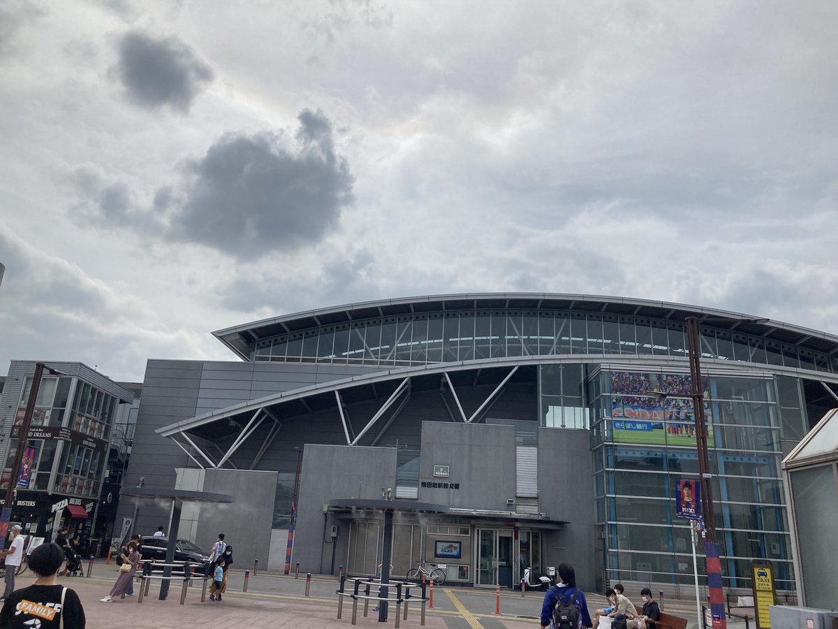 FP_Rainbow_PJ's tweet photo. DAY1です！

飛田給駅前でチラシ配りを開始いたします。

立ち寄った際は是非お受け取りください https://t.co/Nw9W9pXdMk