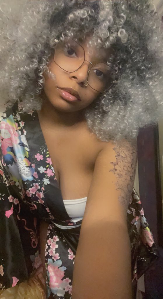 HiddenKyoshi's tweet photo. Kyoshi the samurai has arrived ��️🖤 #blackcosplayer #samuraicosplay #blacksamurai https://t.co/0higOobrpS