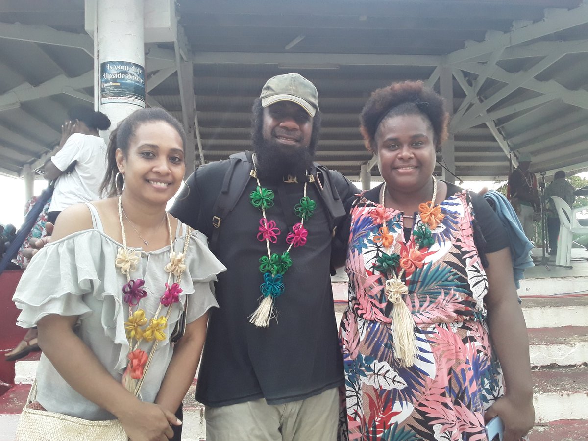 StanAntas's tweet photo. Today we launched a song for Climate Justice with Vanessa Quai and Shiela Wils. 🌴🌳🌲🌵🎼🎶🎵🎶🎧🎤🎷🎸🎹📻

Check out the song on https://t.co/XSppOLs0wP https://t.co/dNajzsd8Sb
