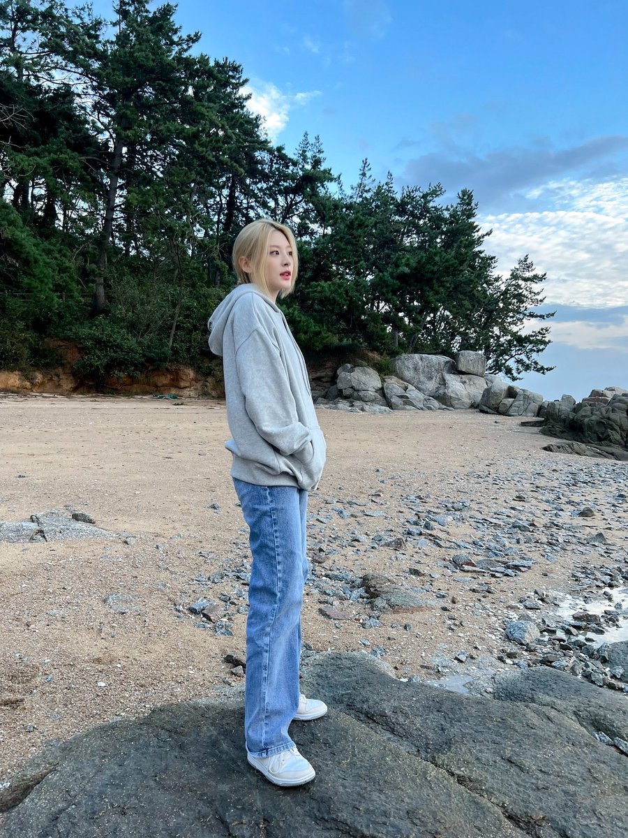 m_mw0o's tweet photo. 팔척아기진짜어떡하냐고 https://t.co/Q85sWsgmHL