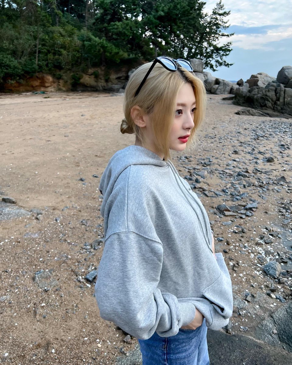 m_mw0o's tweet photo. 저죽었어욤🔫🔫😇😇😇 https://t.co/d7qSF8jxrL