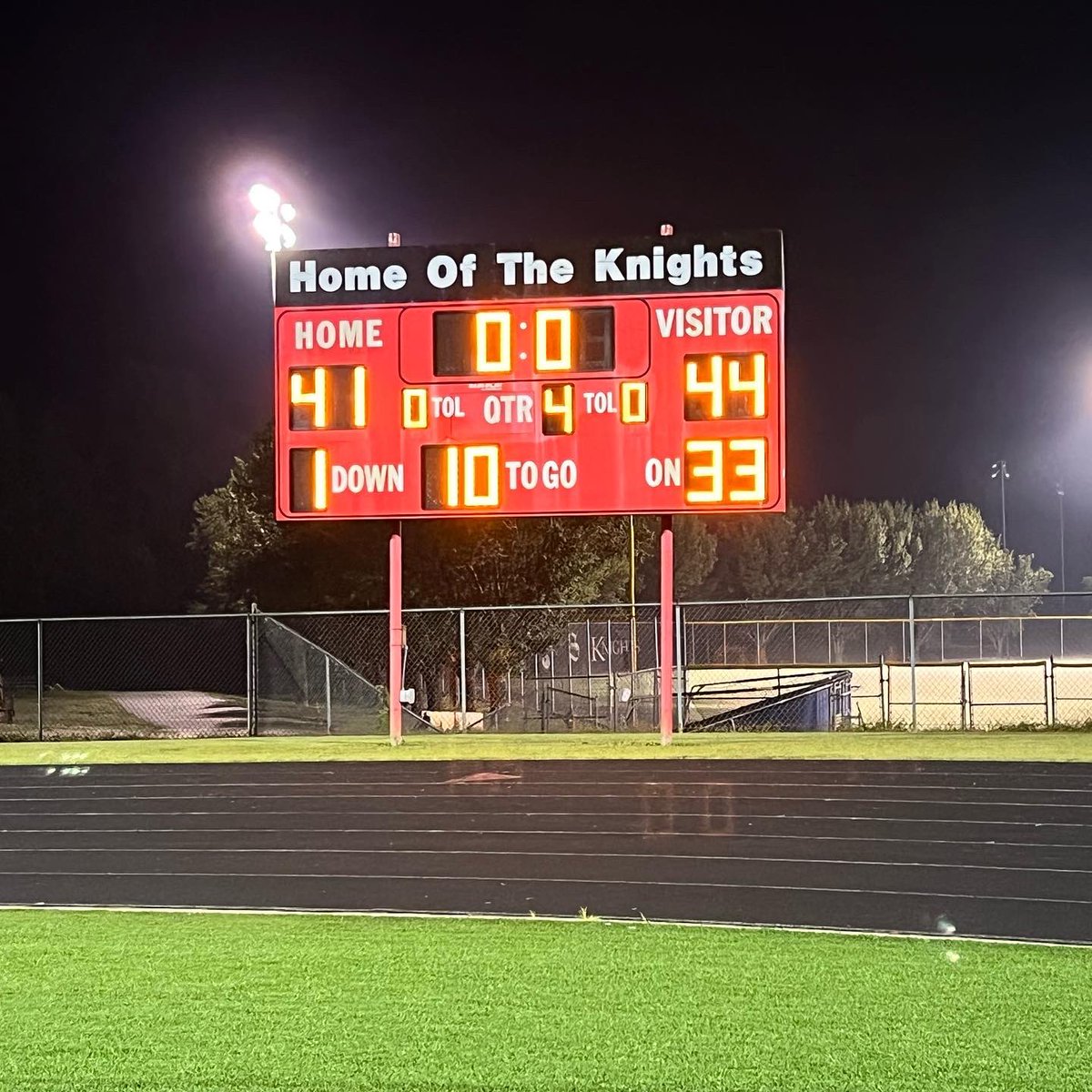 DesaStoneEdS's tweet photo. Couldn’t be prouder of our young team. We were down 35-18 with 3 mins left in the 3rd quarter but they never gave up and came back to win 44-41. Never underestimate the power of heart 💙💛 #SHS #TribeStrong #Kihte #IndiansFootball @shsindiantribe @SHSIndianNation @AllenHicks66AP https://t.co/z9mVUT5SXb