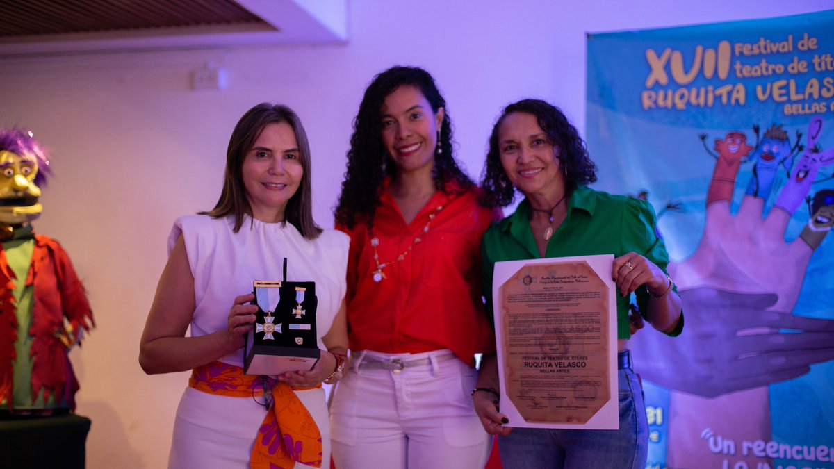 Bellas Artes Oficial (@bellasartesc) on Twitter photo En el Valle del Cauca realizamos el mayor Festival de Teatro de Títeres del país. Este viernes tuvimos el lanzamiento del evento que conmemora 34 años y recorrerá el departamento entre el 19 y 31 de octubre, con apoyo de la gobernadora <a href="/ClaraLuzRoldan/">Clara Luz Roldán González</a>, a través de @Cultura_Valle En el Valle del Cauca realizamos el mayor Festival de Teatro de Títeres del país. Este viernes tuvimos el lanzamiento del evento que conmemora 34 años y recorrerá el departamento entre el 19 y 31 de octubre, con apoyo de la gobernadora <a href="/ClaraLuzRoldan/">Clara Luz Roldán González</a>, a través de @Cultura_Valle