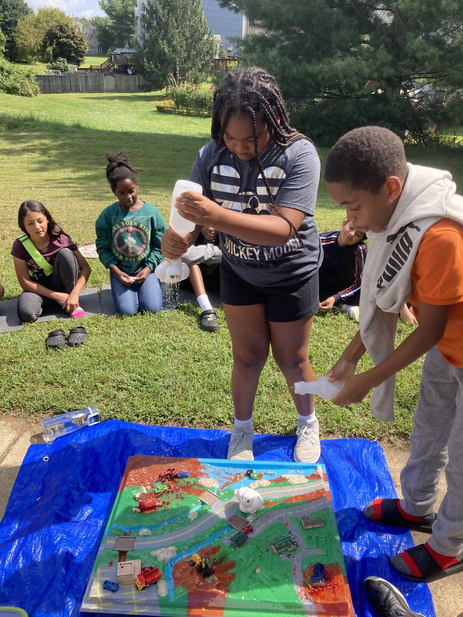 ANSgina's tweet photo. Students @es_flower had fun learning about how pollution gets from our neighborhoods into waterways . https://t.co/bfkxZHc3LB