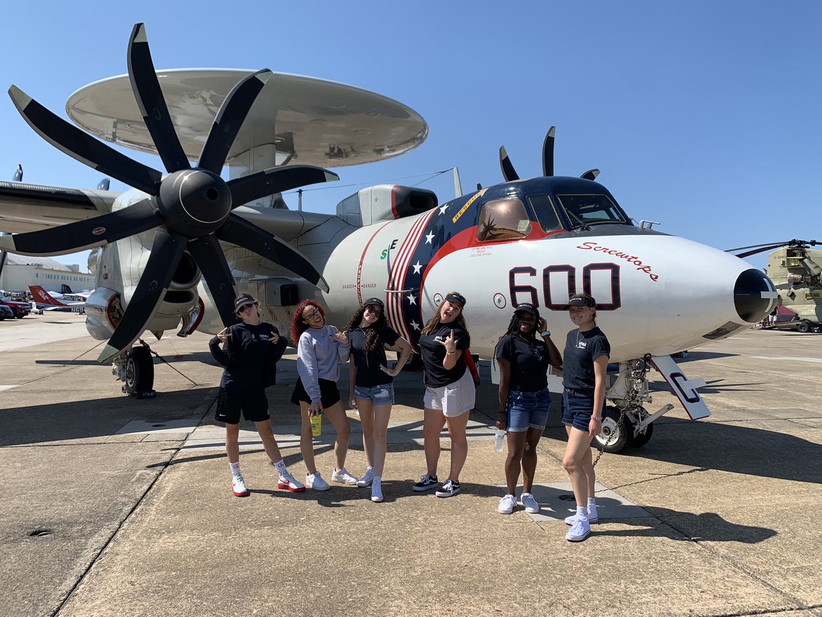 katievflint's tweet photo. VPAA goes to the Air Show! Our senior dancers created STEM activities that focused on “dancing feet”. We taught 5th graders about the bones of the feet, along with the structures and importance of the arches of the feet.❤️🖤✈️ @VPAASalem @LeeaneTurnbull @SalemHSVB @vbschools https://t.co/DFKLcwqoch