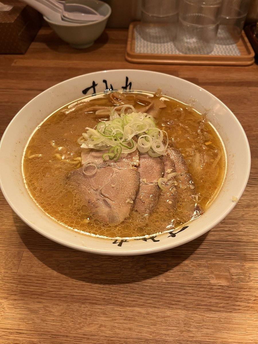 bugstereo_KN's tweet photo. 昨日初めてカップ麺じゃないすみれ(すすきの店)を食った！めっちゃ美味かったわ！ https://t.co/0CL1KzTC27