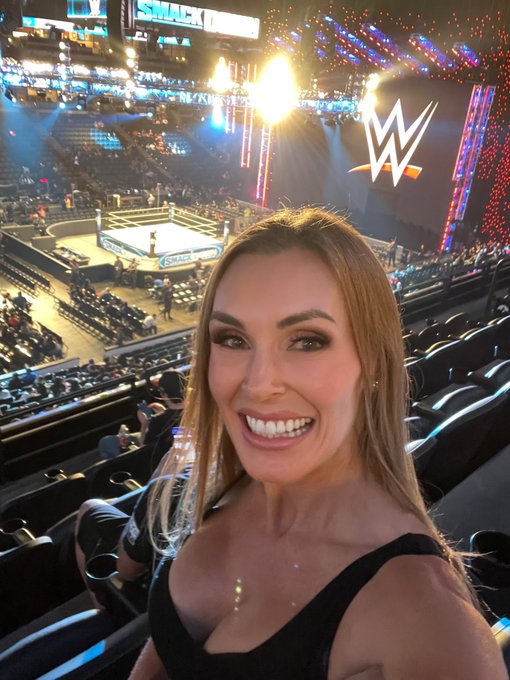 Best way to spend Friday night @wwe 😍 🤼‍♀️🤼🤼‍♂️

Which match will be the most exciting of the night?