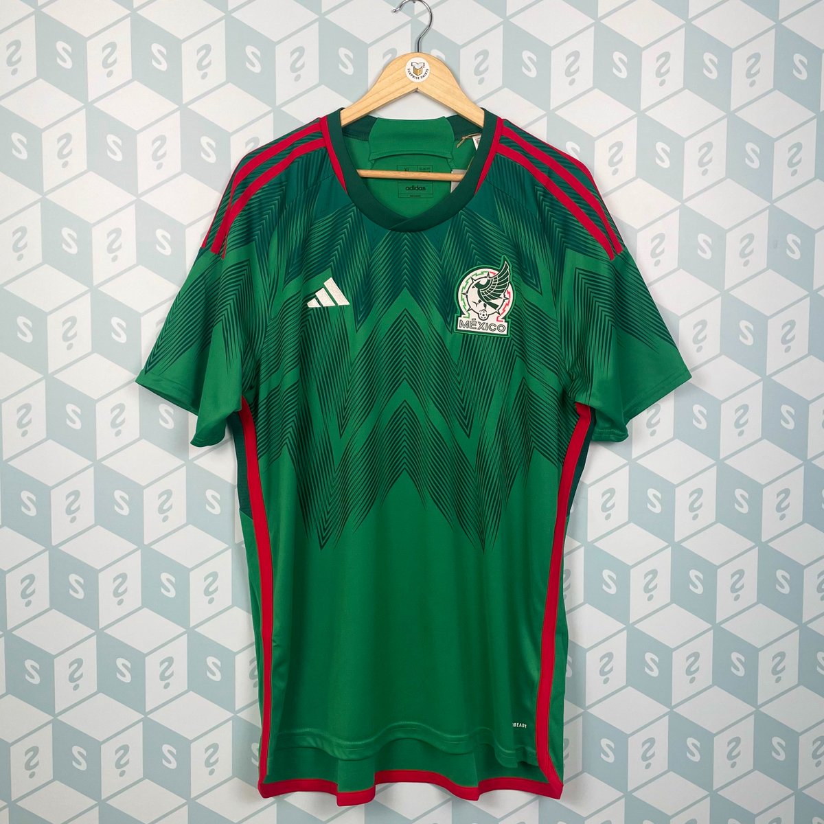 If Gabriel Jesus, Martinelli or Odegaard SCORE for Arsenal against Brentford today, we’ll giveaway a surpriseshirts.co.uk Mystery Shirt! 🇧🇷🇳🇴⚽️

♻️ Retweet
✅ Follow us

That’s all you need to do 🔥 #BREARS