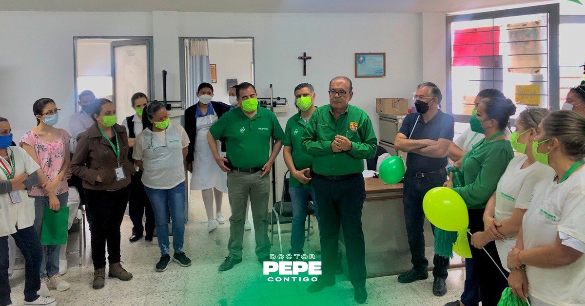 halcon3mx's tweet photo. Agradezco al UAEON de Ocotlán, HR La Barca, CS La Barca, Cpo de Gob RSIV La Barca, HC Atotonilco, HGO y Geriátrico por tan grata bienvenida, fue muy valioso para mí. Cuento con tu apoyo este 19 de septiembre #VotaVerde #lamejoracontinua #planillaverde #familiasntsa #DrPepecontigo https://t.co/TdDx3Cewd2
