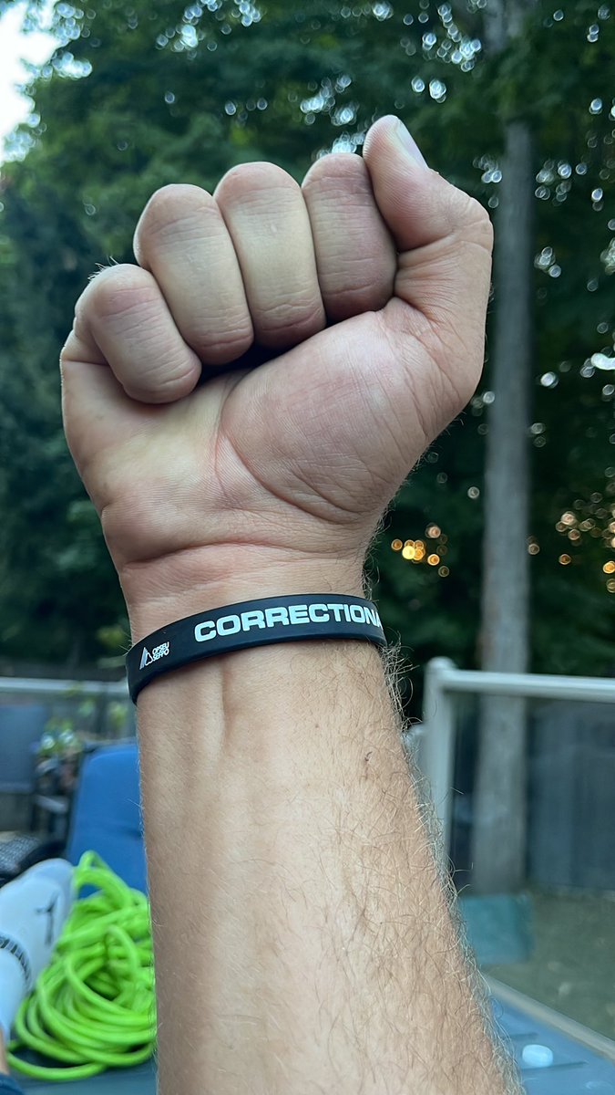 OfficerRG234's tweet photo. Very Proud of the Corrections Division showing across the Province what Solidarity looks like! We support our bargaining team as they head into mediation this weekend! #Solidarity #Corrections #CorOnlyCA https://t.co/jQ2Sikbw1q
