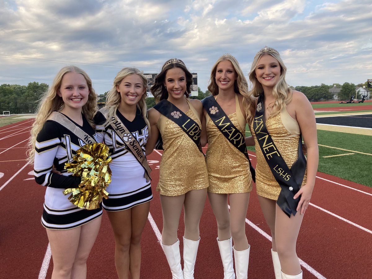 <a href="/LSHSTigerettes/">LSHS Varsity Tigerettes Dance Team</a> <a href="/lstigercheer/">LSHS Cheer</a> Senior night!! Congrats Kate, Eastyn, Libby, Mary &amp; Jaynee!!