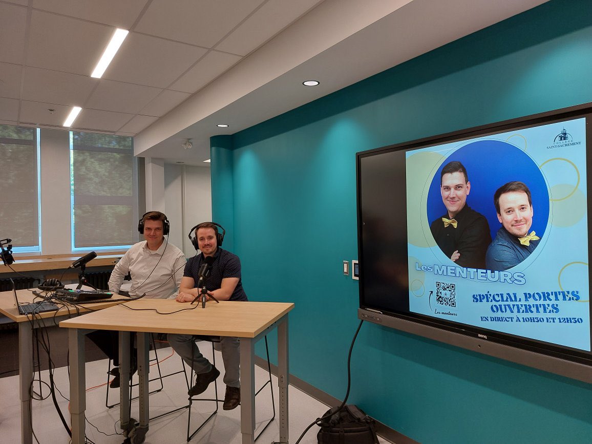 Stephanemayer's tweet photo. Journée de préparation pour nos portes ouvertes qui auront lieu demain. Merci à toute l’équipe!
À demain pour une super journée!
#stsac https://t.co/lINA1rpbMh