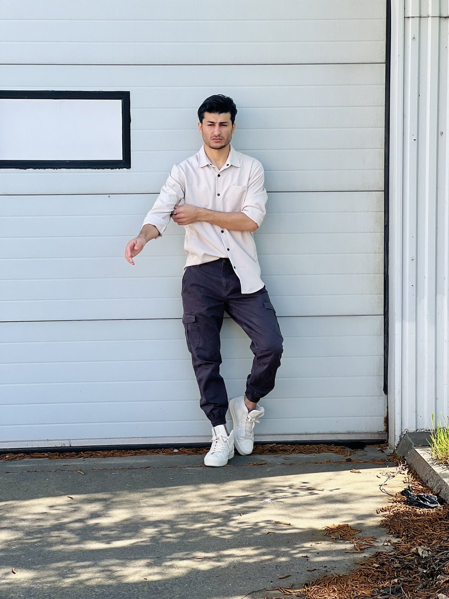 Os_fawaz_'s tweet photo. فالحب ترياق القلوب وطبها
والعمر من دون الهوى لا ينفعُ #آسامة #l_am_arabic #dapperoutfits #absolutebespoke #menfashionpost
#dapperlife #modernmen #menfromfashion
#menfashionblogger #pfsfashion #sprezza #suituptime
#tailoredsuit #thedapperhaus #style4men
#menfashiontips #styleform https://t.co/AsKmAG6vnU
