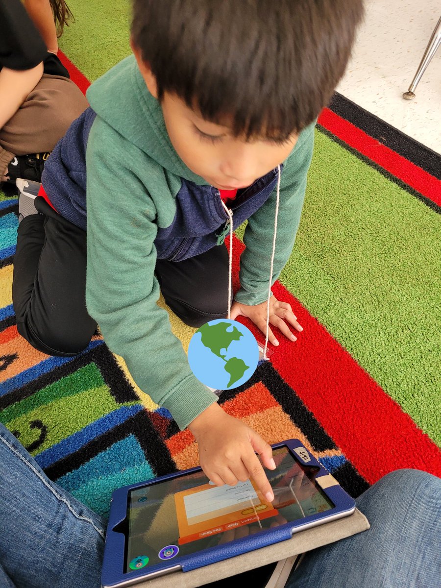 BeechStem's tweet photo. Robot coding in kindergarten! #STEMeducation #beechtree #coding https://t.co/153Cofrabp