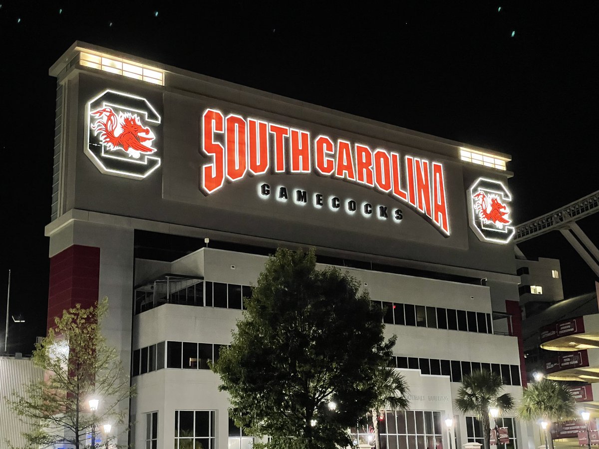 4mikeo's tweet photo. Go #Gamecocks. I’m hoping for a big win at Willy B tomorrow! #BeatUGA @CoachSBeamer https://t.co/25AzXKszIg
