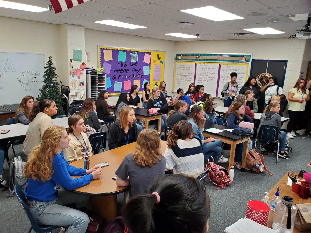 BH_HOSA's tweet photo. Was great seeing everyone this week at our first meeting of the year. Make it a GREAT year or not the choice is YOURS! https://t.co/gn8oQYwqTi