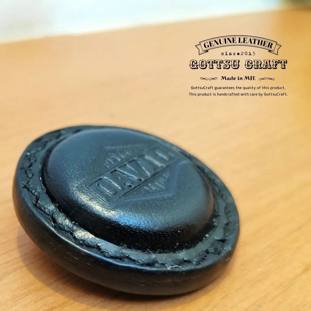 gottsucraft's tweet photo. .........前略 土門さん
革コンチョの横顔とお尻🙋‍♂️
*
*
*
*
*
*
*
*
*
*
*
*
#leathercraft #leathergoods #concho #leath …#leathercraft  #レザークラフト https://t.co/1gxIaXsQRd https://t.co/hhuqBUR6hG
