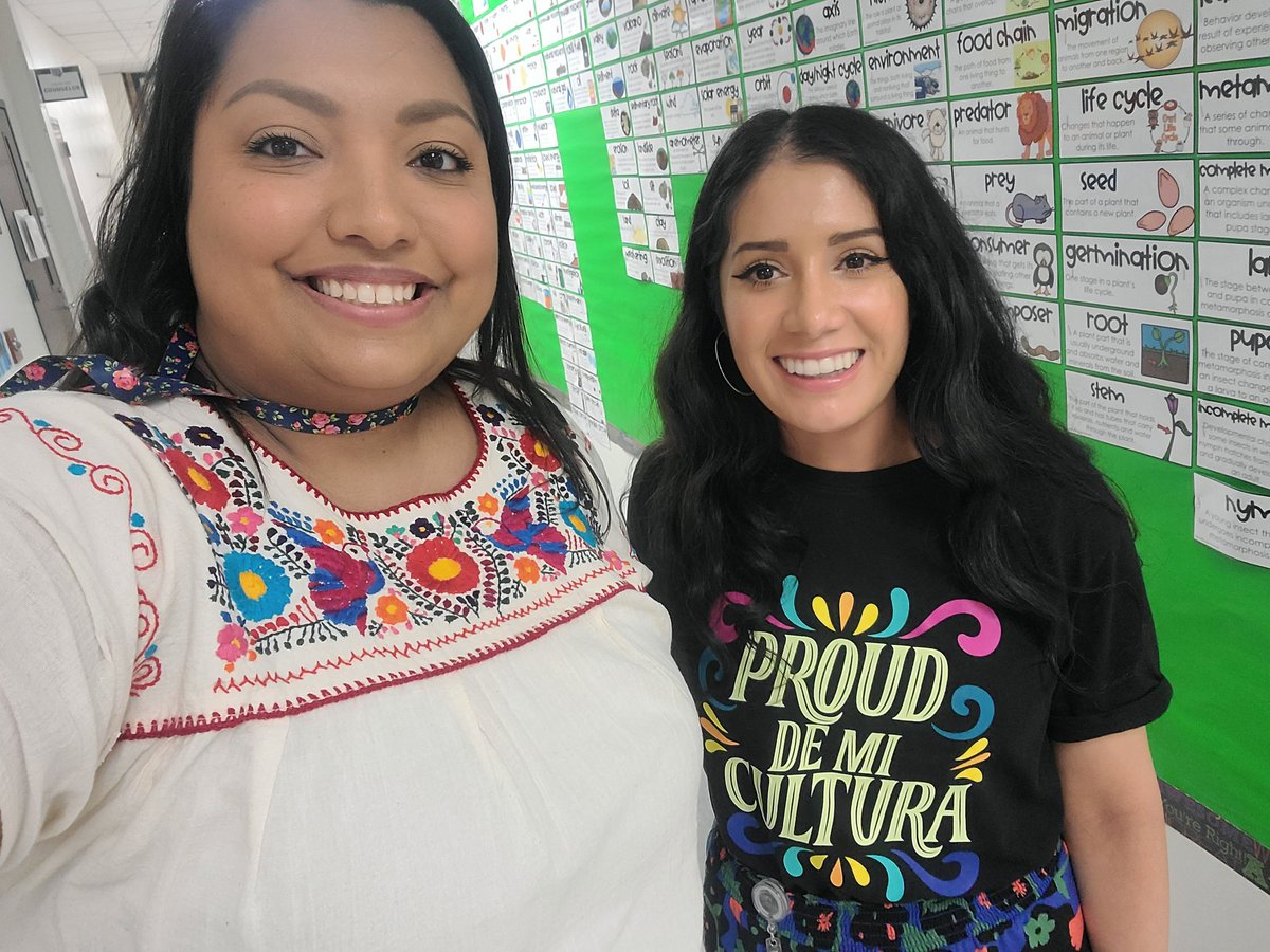 CLopez616's tweet photo. Celebrating the start of Hispanic Heritage Month with my Favorite Art teacher! So proud of our cultura!  @ClubHill_Cougar @choosegarlandisd @gisdnews
@gisdnoticias #gisdlibraries
#TheGISDEffect #gisdart
#BeTheLight #Unstoppable https://t.co/lcW5ghP0sq