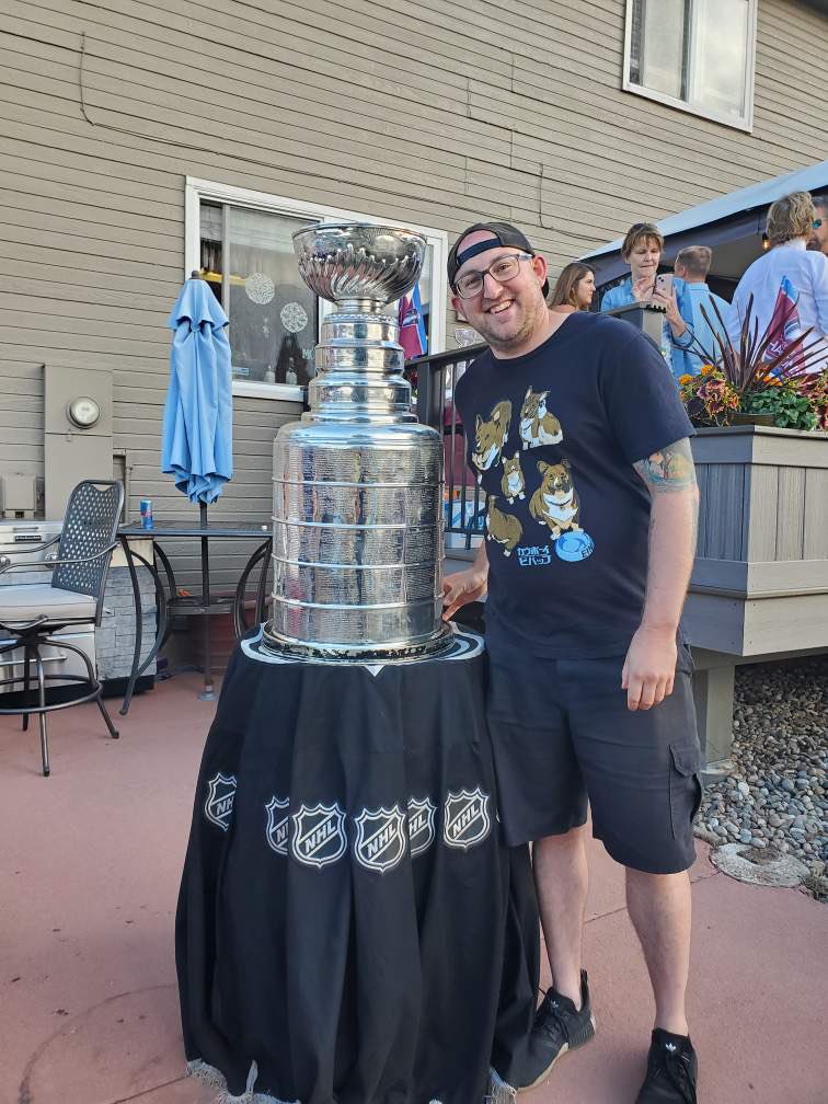 ThePonchoPunch's tweet photo. Took a couple photos with the Stanley Cup today. Surreal. #GoAvsGo https://t.co/zJidezUzWM