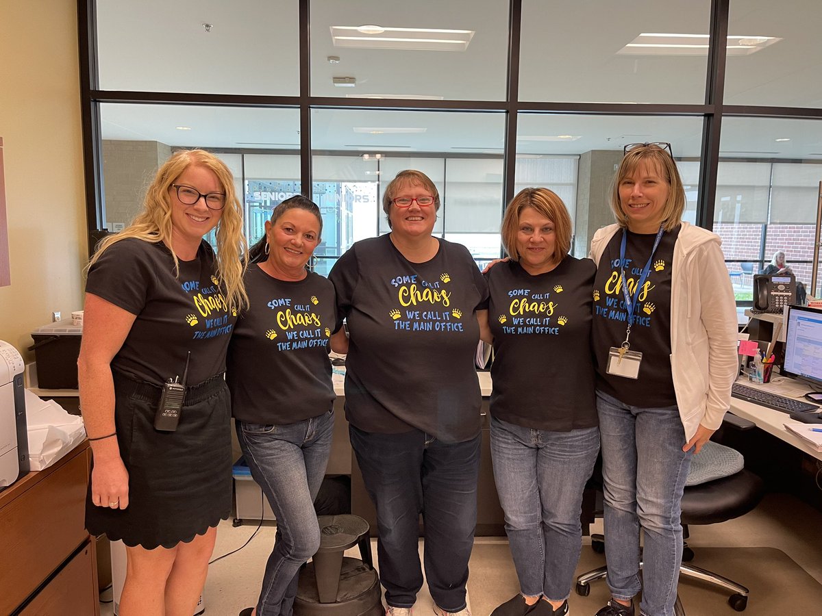 Couldn’t help but LOL when I came into the office <a href="/BburgHSBruins/">Blacksburg High</a>. Awesome shirts!  Well done Jackie Dobson. So True 😂 <a href="/MCPSTechnology/">MCPS Technology</a> #Techsauce