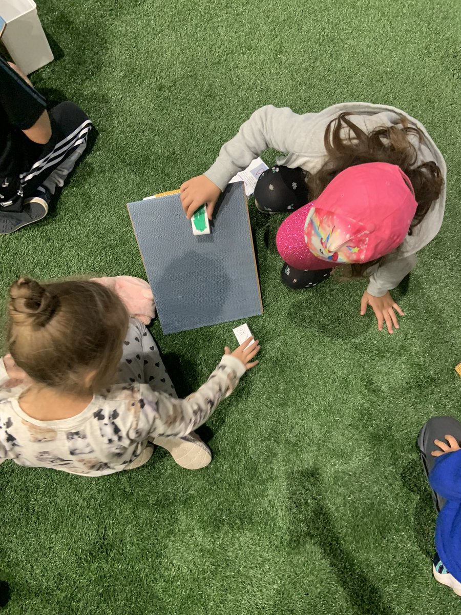 MsCMMelo's tweet image. Our trip to the Acton Fall Fair was such a blast! We designed potatoes, participates in some science experiments, and even went on an exciting wagon ride! #actonfallfair #hcdsb @StJoesActon