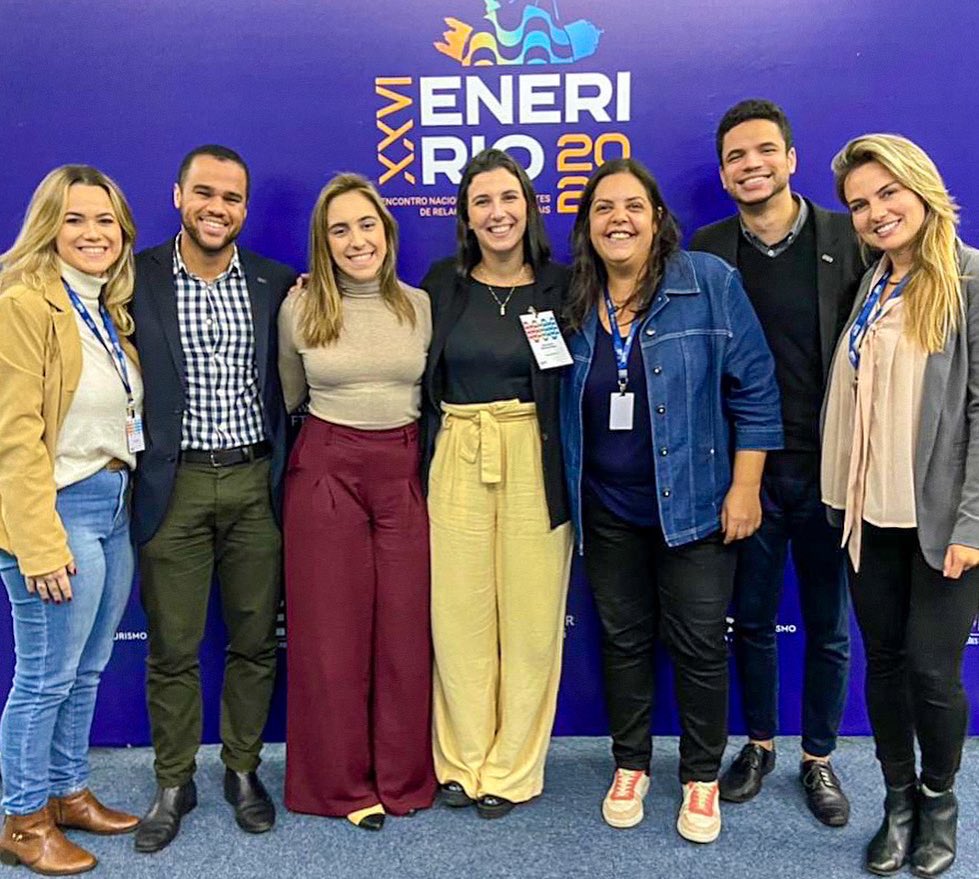 CEBRIonline's tweet photo. Nessa sexta-feira (16), o CEBRI e a Fundação Konrad Adenauer (@kasbrasil) promoveram um debate sobre Política e Externa e Multilateralismo no ENERI Rio 2022, a 26ª edição do maior Encontro de Estudantes de Relações Internacionais da América Latina. 🌎 https://t.co/cSMjJH9eFG