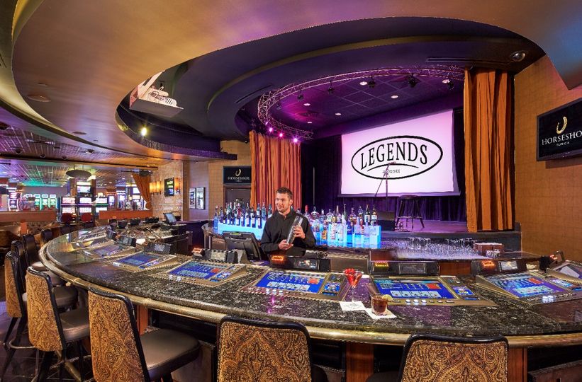 Horseshoetunica's tweet photo. Join us this weekend! #LiveMusic #Cocktails #LegendsBar
September 16: U-Turn, 9pm - 2am
September 17: Roxi Love, 4pm - 8pm & U-Turn, 9pm - 2am https://t.co/xhNMulyyaQ